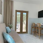 The House Rogoznica Апартаменты *