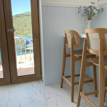 The House Rogoznica Διαμέρισμα *